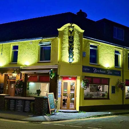 Y Gwynedd Inn Ланберис Екстериор снимка
